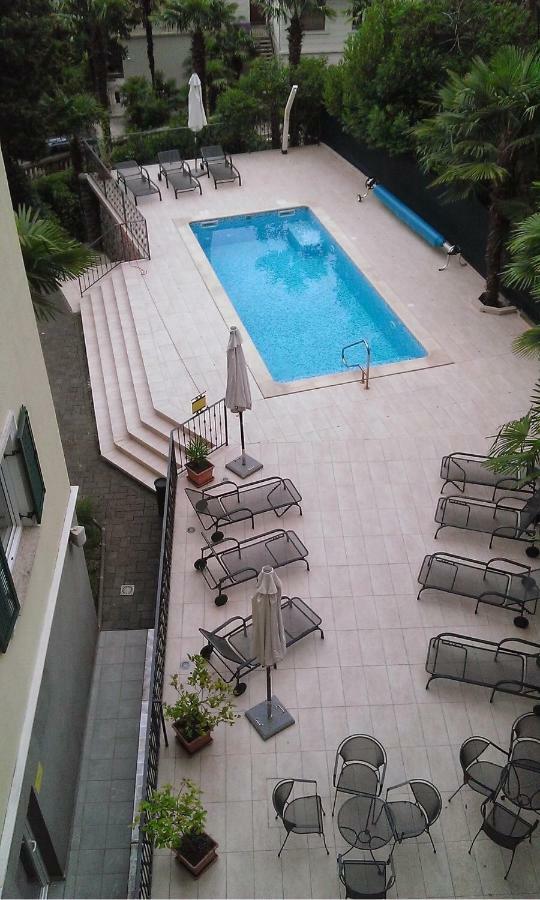 Apartment Villa Maria 10 With Swimming Pool 오파티아 외부 사진