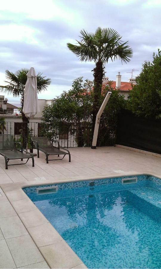 Apartment Villa Maria 10 With Swimming Pool 오파티아 외부 사진
